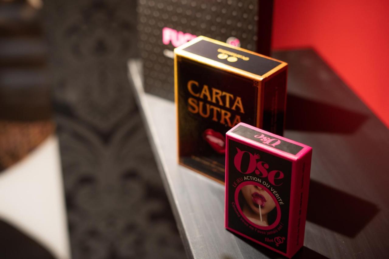 Capsule Secret - Jacuzzi - Netflix & Cinema - Jeux De Couple - Barre De Pole Dance Valenciennes
